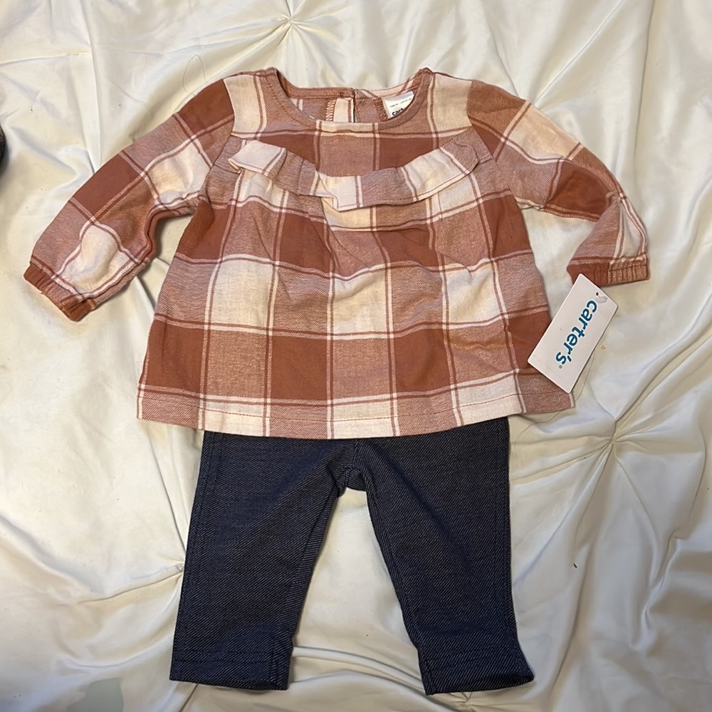 NWT Carter’s girl set